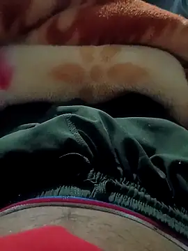 rjxraj online show from December 5, 2025, 4:03 pm