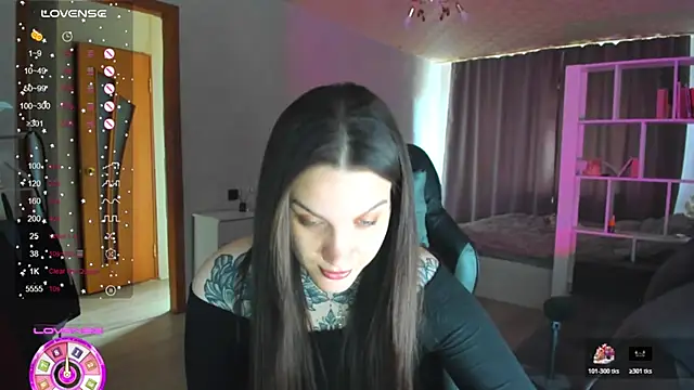 AizaRose online show from April 23, 2026, 7:41 am