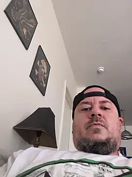 Snapshot of Tyrish361 chatting on December 18, 2025, 5:52 pm Tyrish361 online show from December 18, 2025, 5:52 pm