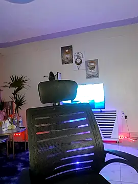 Snapshot of C-yoyo chatting on January 27, 2025, 1:05 am C-yoyo online show from January 27, 2025, 1:05 am