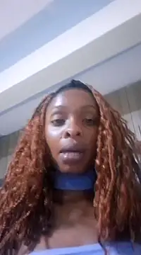 Snapshot of C-yoyo chatting on March 3, 2025, 4:35 pm C-yoyo online show from March 3, 2025, 4:35 pm