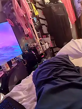 Snapshot of gurlnips chatting on February 9, 2025, 3:22 am gurlnips online show from February 9, 2025, 3:22 am