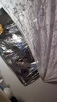 Snapshot of gurlnips chatting on February 13, 2025, 11:17 am gurlnips online show from February 13, 2025, 11:17 am