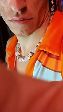 Snapshot of gurlnips chatting on September 12, 2025, 2:50 pm gurlnips online show from September 12, 2025, 2:50 pm