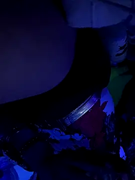 Snapshot of gurlnips chatting on November 20, 2025, 10:26 am gurlnips online show from November 20, 2025, 10:26 am