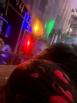 Snapshot of gurlnips chatting on November 30, 2025, 8:07 am gurlnips online show from November 30, 2025, 8:07 am