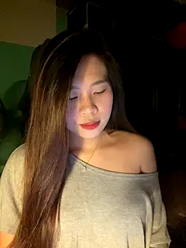 Snapshot of Bae1103 chatting on September 25, 2025, 3:27 pm Bae1103 online show from September 25, 2025, 3:27 pm