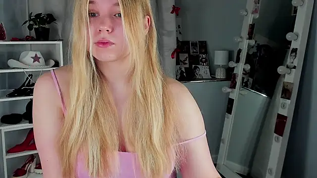 Rebecca Kelly online show from January 15, 2026, 2:38 am