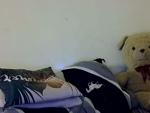 Sexxy slim honey online show from March 9, 2026, 5:50 pm