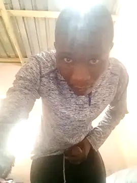 Tshidiso7 online show from December 4, 2025, 11:41 am