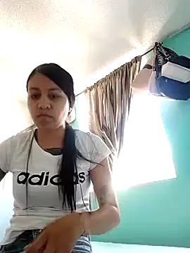 Snapshot of Tiphanydirty3 chatting on January 23, 2025, 8:13 pm Tiphanydirty3 online show from January 23, 2025, 8:13 pm