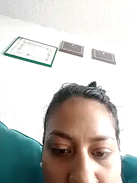 Snapshot of Tiphanydirty3 chatting on January 31, 2025, 5:42 pm Tiphanydirty3 online show from January 31, 2025, 5:42 pm