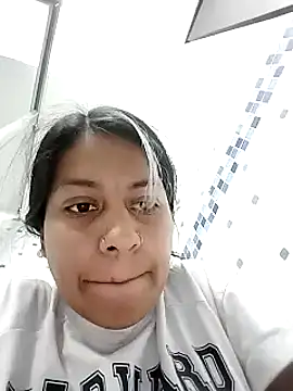 Snapshot of Tiphanydirty3 chatting on February 21, 2025, 11:43 pm Tiphanydirty3 online show from February 21, 2025, 11:43 pm