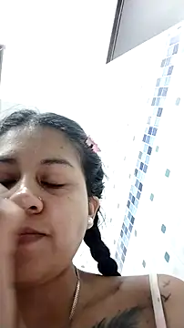 Snapshot of Tiphanydirty3 chatting on September 27, 2025, 8:58 pm Tiphanydirty3 online show from September 27, 2025, 8:58 pm