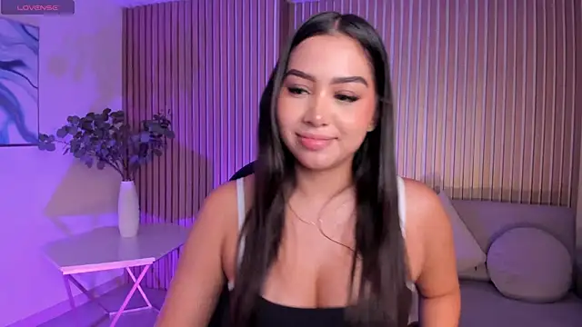 CelestePalmer  online show from September 12, 2025, 10:04 am