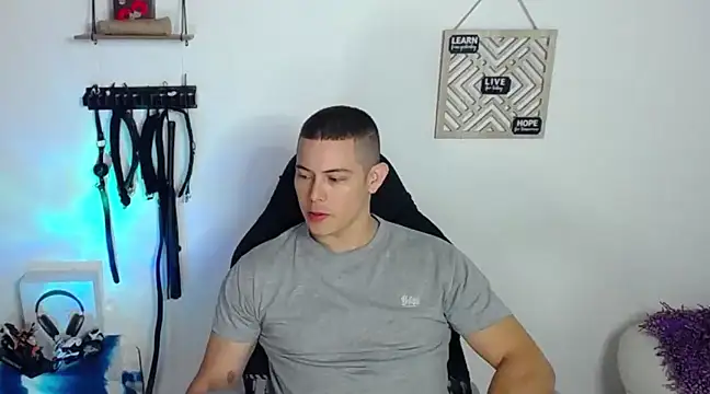 Alan hadid1 online show from January 17, 2025, 8:22 pm