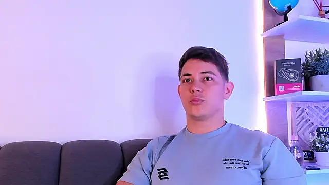 Alan hadid1 online show from March 15, 2026, 9:54 pm