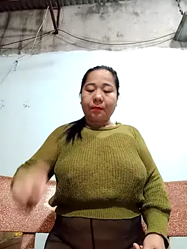 Queen 18200 online show from December 3, 2025, 10:19 pm