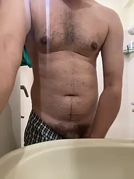 gingerguyblr online show from December 7, 2024, 8:38 pm