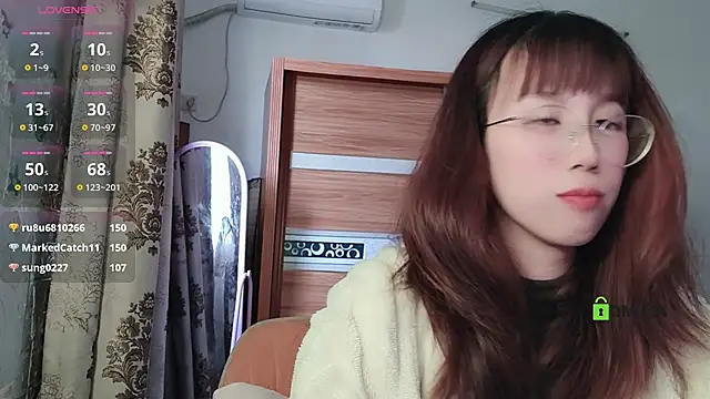 Lili 666 online show from December 22, 2024, 8:38 am