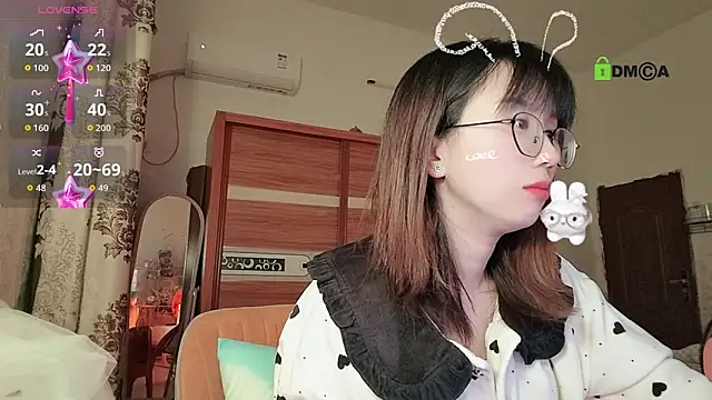 Snapshot of Lili_666 chatting on November 26, 2025, 7:04 pm Lili 666 online show from November 26, 2025, 7:04 pm