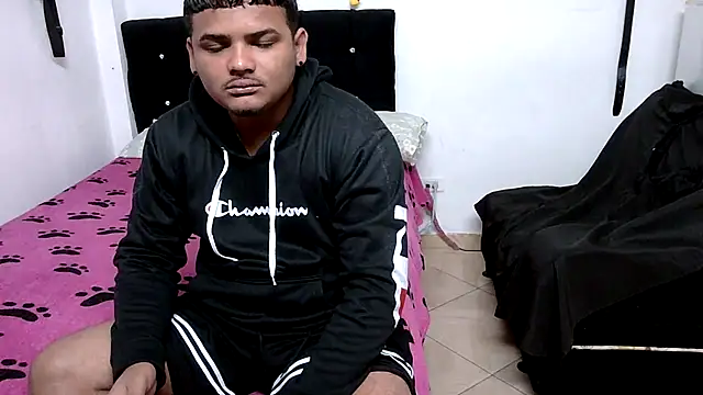 Boycuriousxxx online show from March 3, 2026, 10:43 am