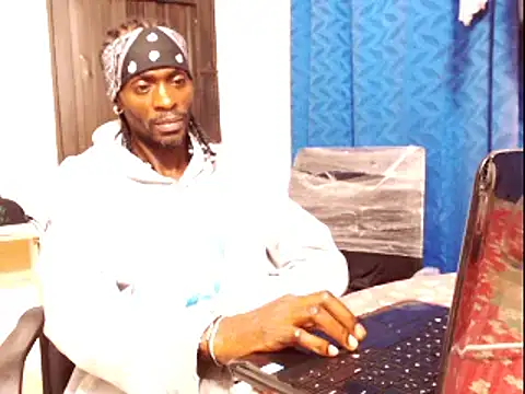 phillip-hot online show from January 3, 2025, 6:44 am