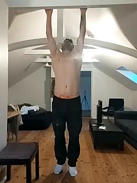 Analcholic online show from November 7, 2025, 3:34 pm