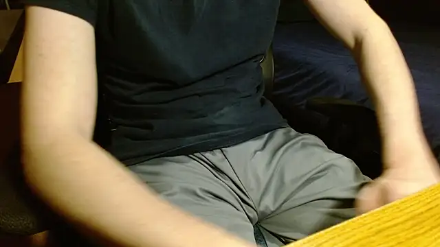 readytocome90 online show from March 27, 2026, 1:11 am