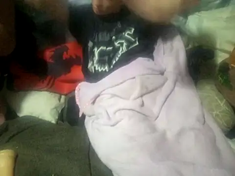 AwesomeUs online show from April 24, 2026, 1:08 am