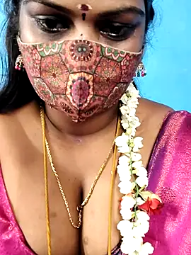 Snapshot of mayaa2u chatting on June 25, 2026, 5:12 am mayaa2u online show from June 25, 2026, 5:12 am