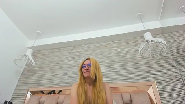 Snapshot of maddy_cartter chatting on September 30, 2025, 11:37 am maddy cartter online show from September 30, 2025, 11:37 am