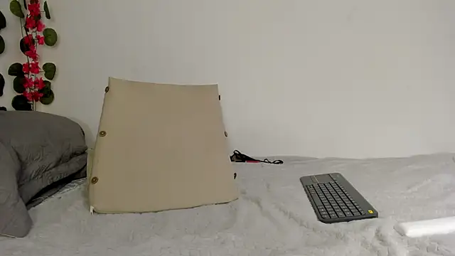 Snapshot of megan_dolly777 chatting on March 2, 2025, 6:37 am megan dolly777 online show from March 2, 2025, 6:37 am