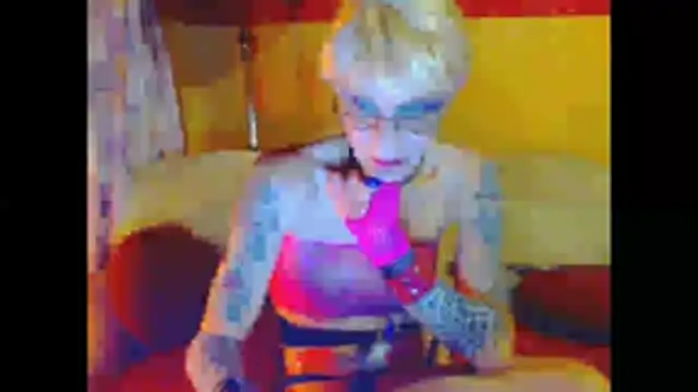 cuxladyboy online show from May 28, 2026, 7:49 am