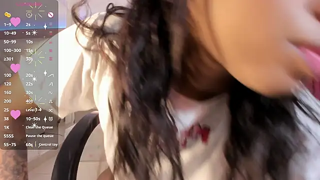 Snapshot of _Shayra_ chatting on March 14, 2025, 3:14 pm Shayra online show from March 14, 2025, 3:14 pm