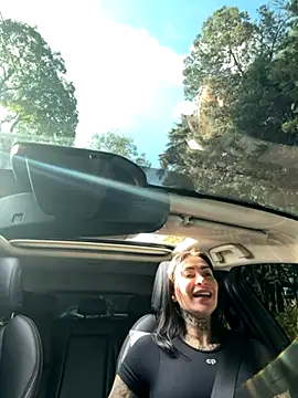 Iam Annii online show from November 7, 2025, 8:53 pm