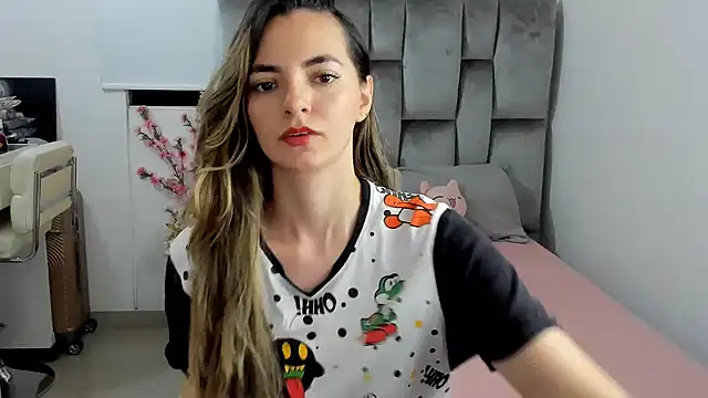 baby-miah online show from February 9, 2025, 5:19 am