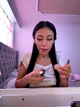 Effy Bonny online show from January 16, 2026, 2:21 pm