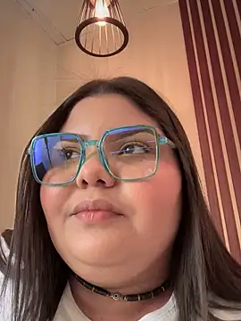  Shara Handal  online show from March 18, 2025, 8:36 am