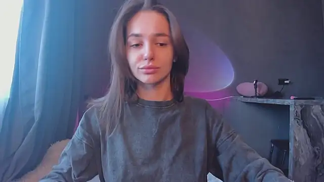 JudyAngil online show from October 1, 2025, 5:57 am