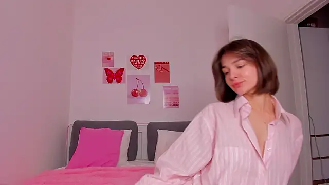 JudyAngil online show from March 13, 2026, 5:25 am