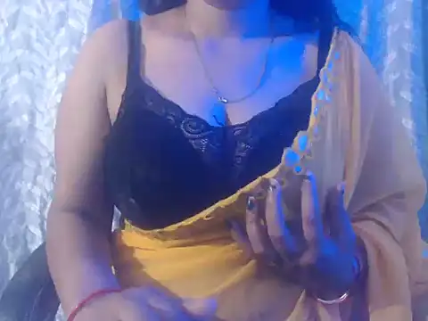 Snapshot of cute-priy chatting on November 6, 2025, 5:08 am cute-priy online show from November 6, 2025, 5:08 am