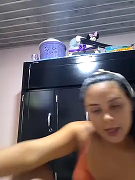 sexy-latin10 online show from February 28, 2025, 10:17 pm