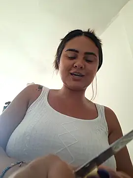 sexy-latin10 online show from January 9, 2026, 5:04 pm