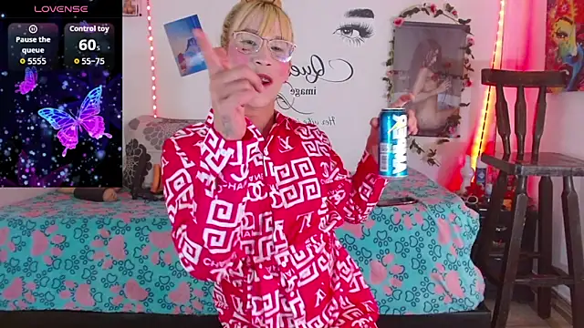 saritha cute  online show from November 19, 2025, 7:36 pm