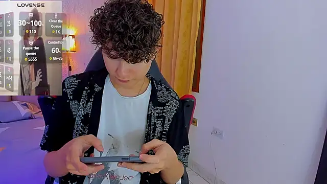 Nathan Bluee online show from February 7, 2025, 12:28 pm