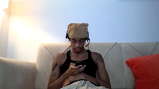 Skinnyblackman online show from November 4, 2025, 1:27 am