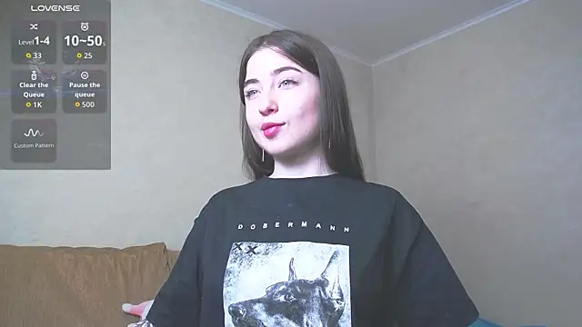 Snapshot of Luxuryalma chatting on May 12, 2026, 6:38 pm Luxuryalma online show from May 12, 2026, 6:38 pm