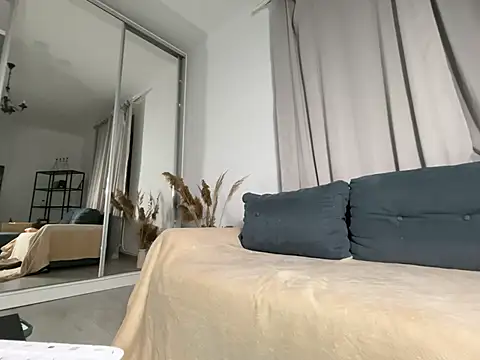 Snapshot of Kat_kate chatting on February 10, 2025, 4:25 pm Kat kate online show from February 10, 2025, 4:25 pm