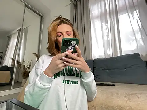 Snapshot of Kat_kate chatting on February 11, 2025, 12:48 pm Kat kate online show from February 11, 2025, 12:48 pm